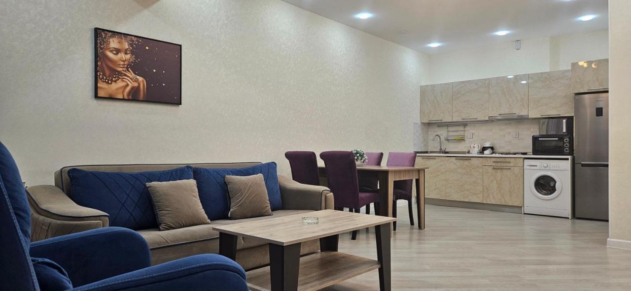 Park Azure Comfortable Apartment Baku Exteriör bild